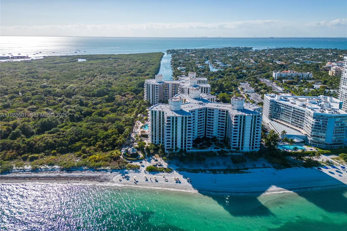 1111 Crandon Blvd # A405, Key Biscayne FL 33149