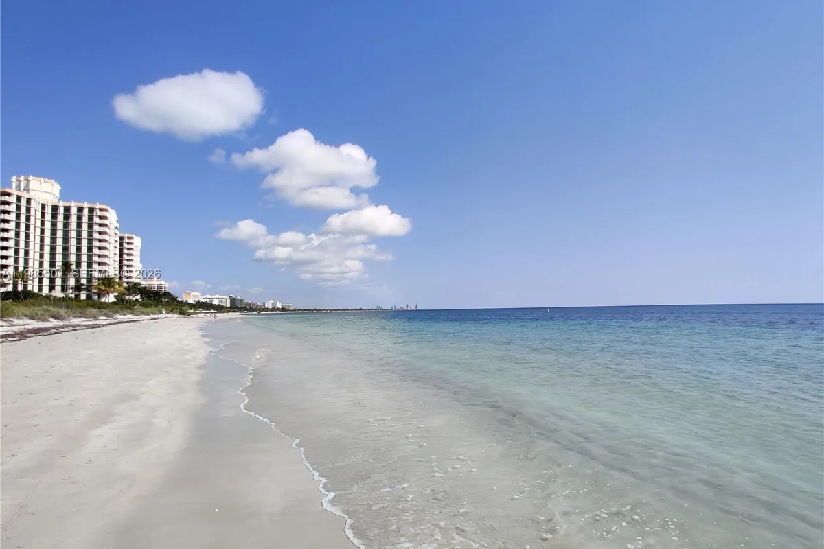 1111 Crandon Blvd # A405, Key Biscayne FL 33149