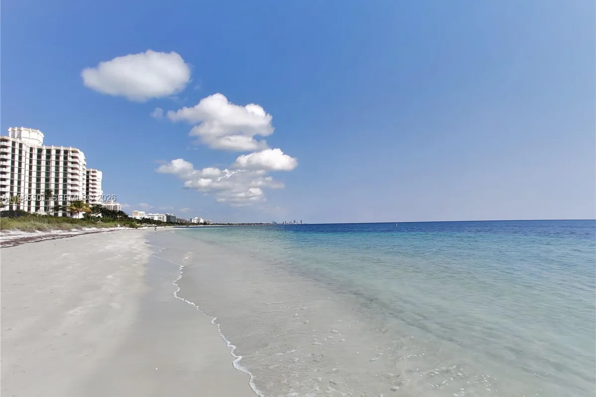 1111 Crandon Blvd # A405, Key Biscayne FL 33149