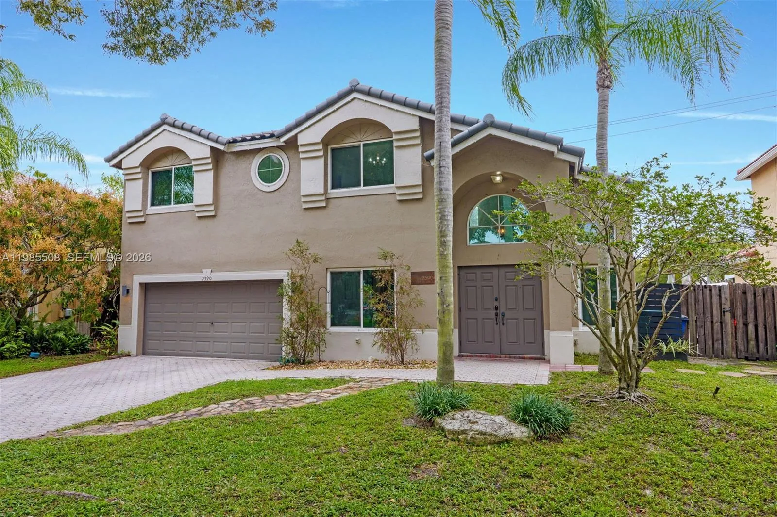 2590 N Rampart Way N, Cooper City FL 33026