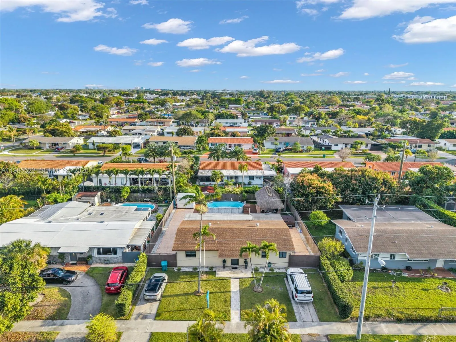 8818 SW 16th St, Miami FL 33165