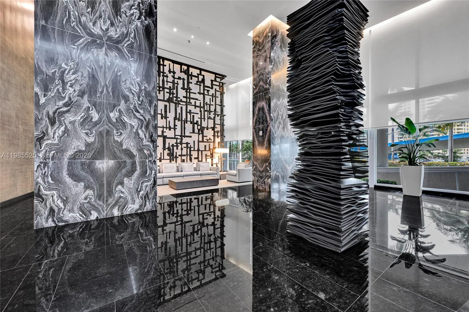 1800 S Ocean Dr # 3908, Hallandale Beach FL 33009