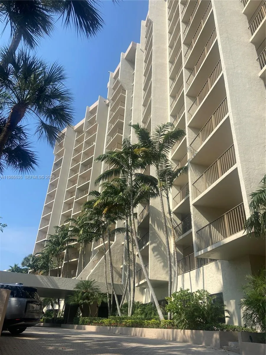 1800 S Ocean Blvd # 301, Lauderdale By The Sea FL 33062