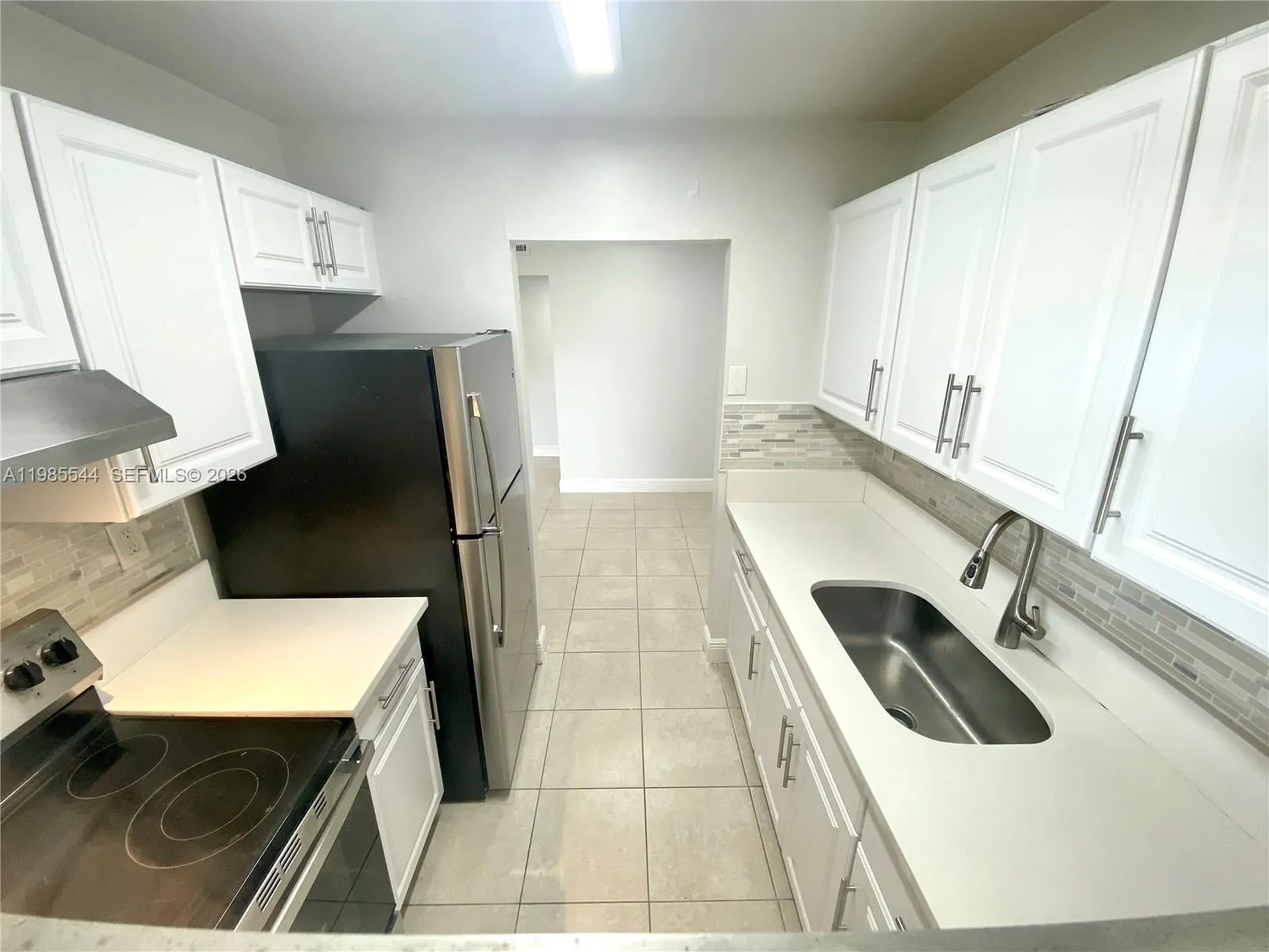 400 NE 1st St # 105, Hallandale Beach FL 33009