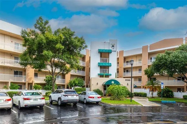 9599 Weldon Cir # A203, Tamarac FL 33321