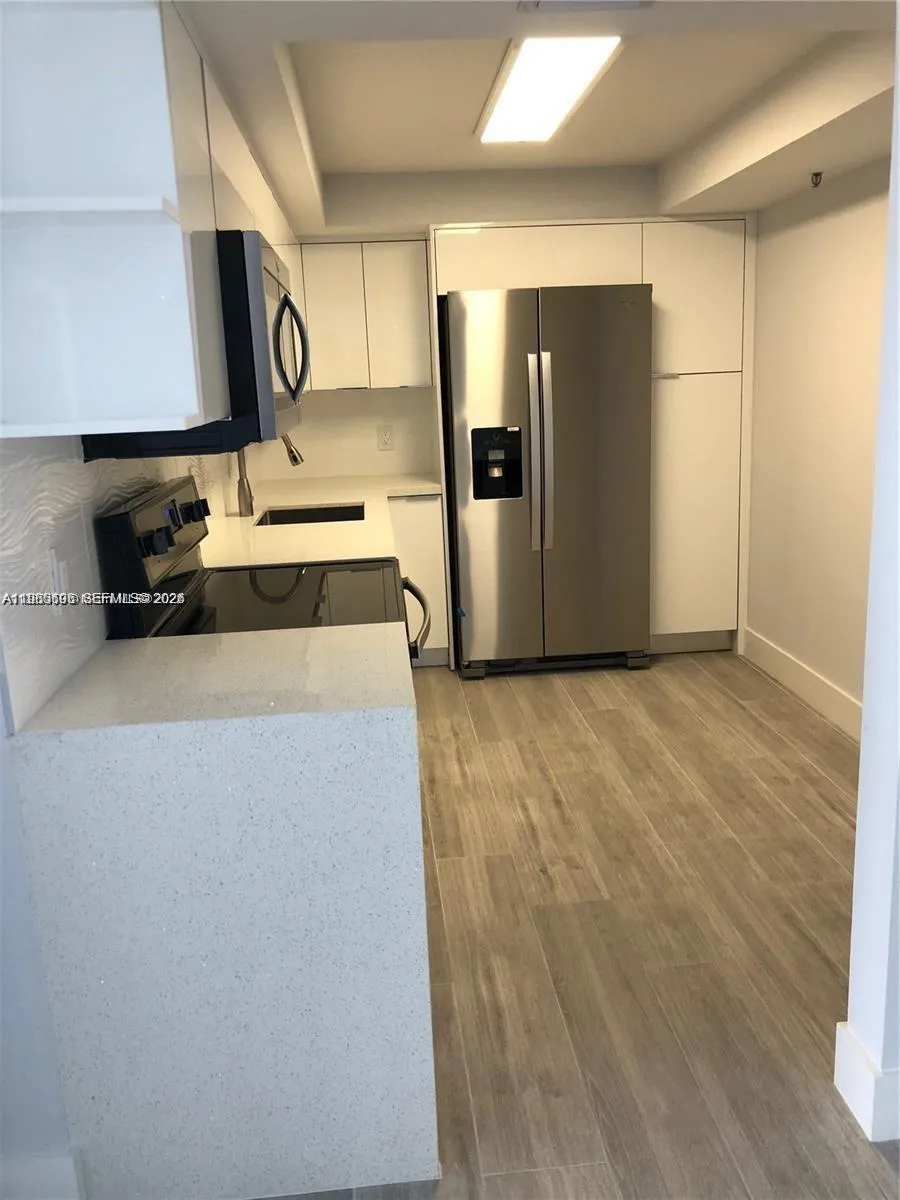 20515 E Country Club Dr # 1045, Aventura FL 33180