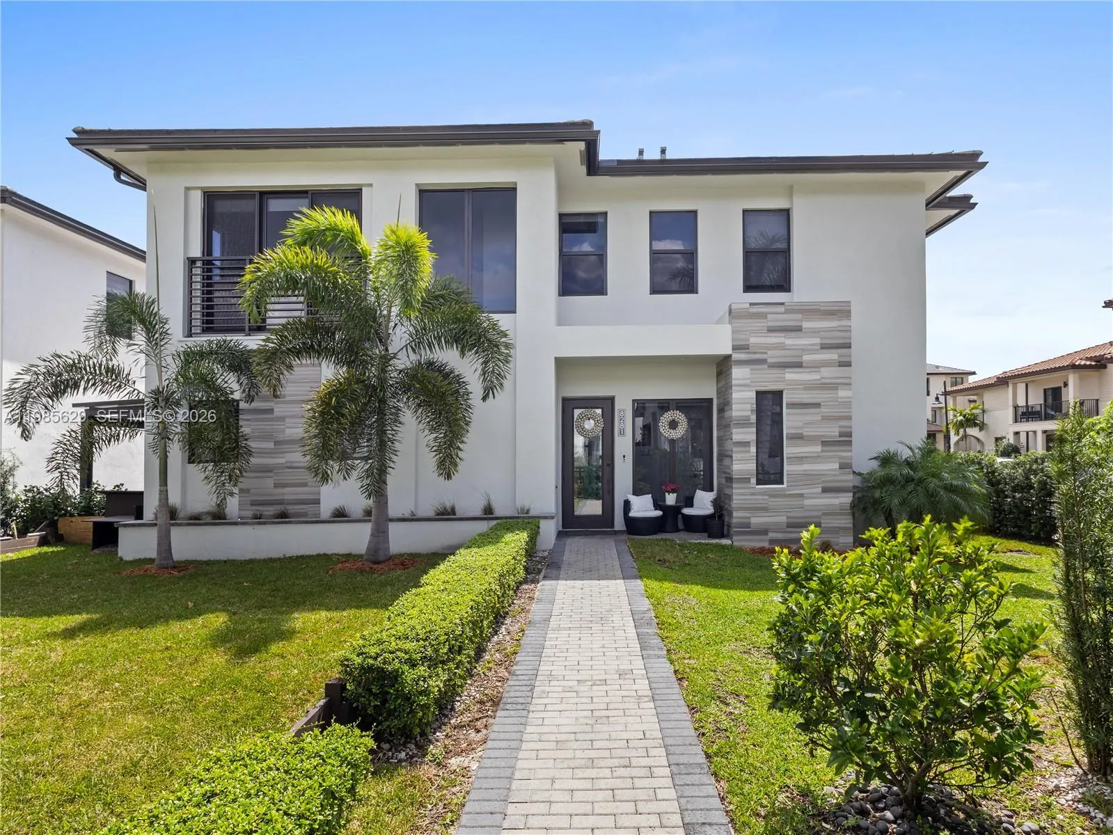 8281 NW 48th Ter, Doral FL 33166