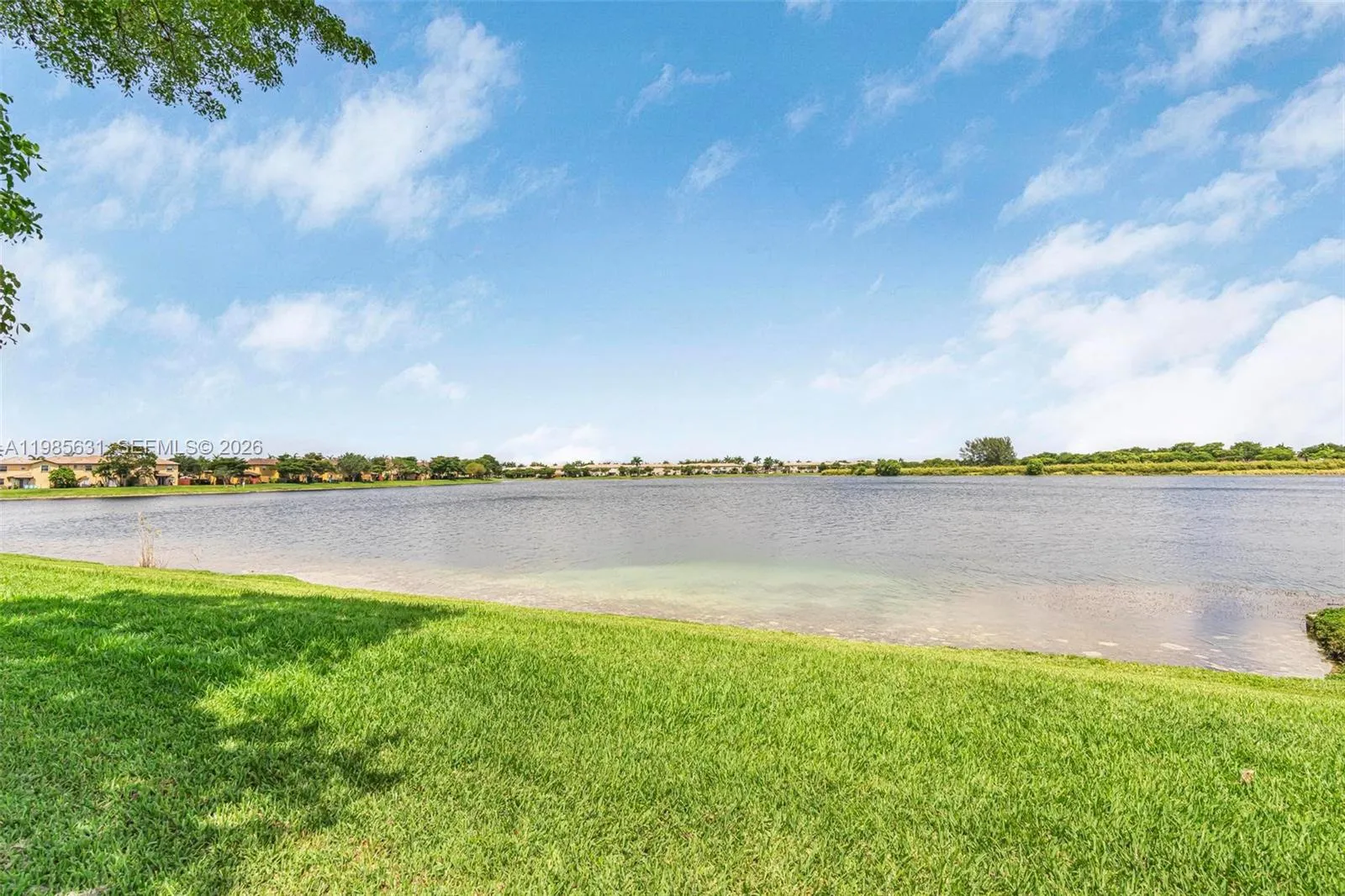 22424 SW 89th Path, Cutler Bay FL 33190