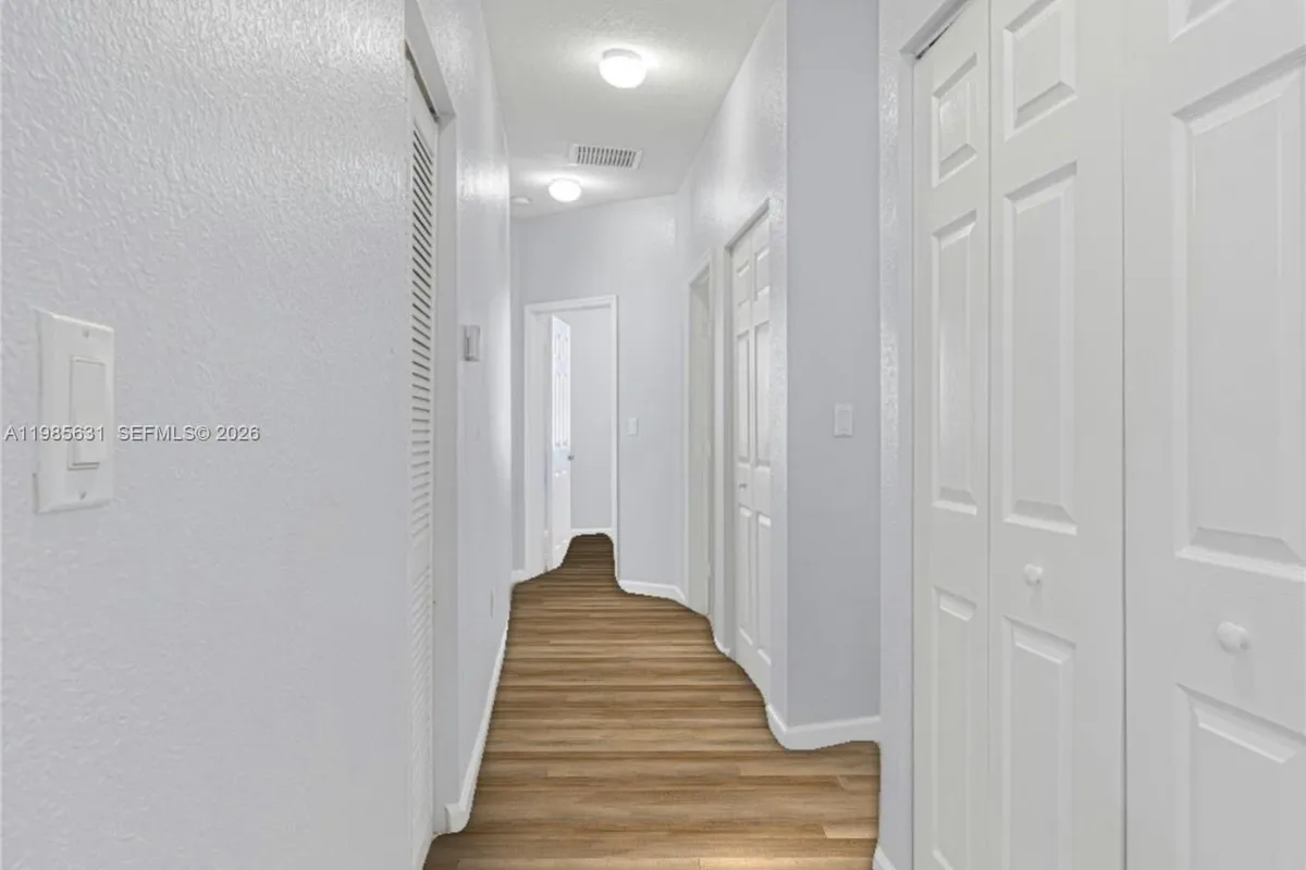 22424 SW 89th Path, Cutler Bay FL 33190