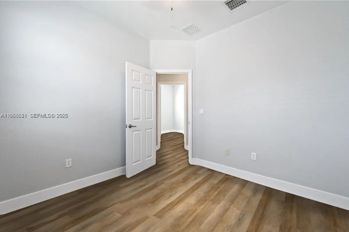 22424 SW 89th Path, Cutler Bay FL 33190