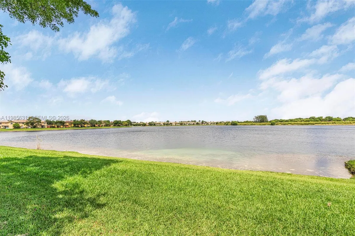 22424 SW 89th Path, Cutler Bay FL 33190