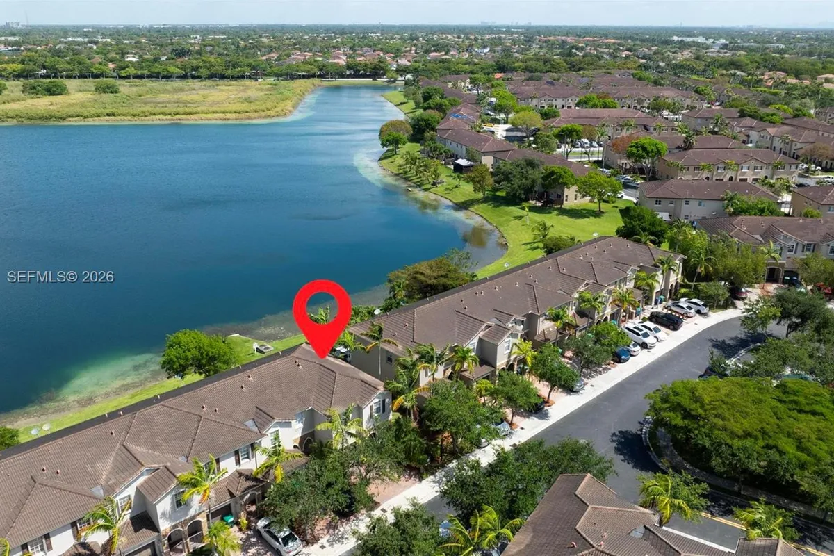 22424 SW 89th Path, Cutler Bay FL 33190