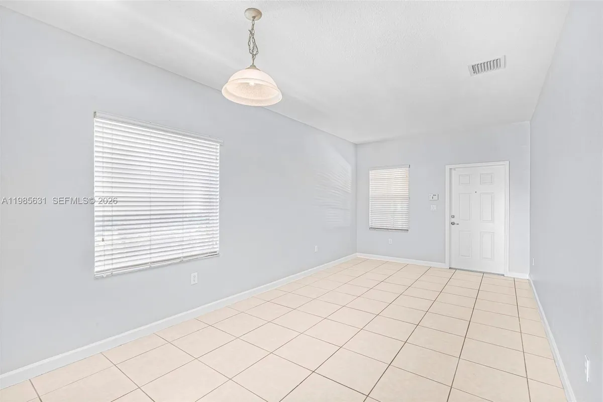 22424 SW 89th Path, Cutler Bay FL 33190