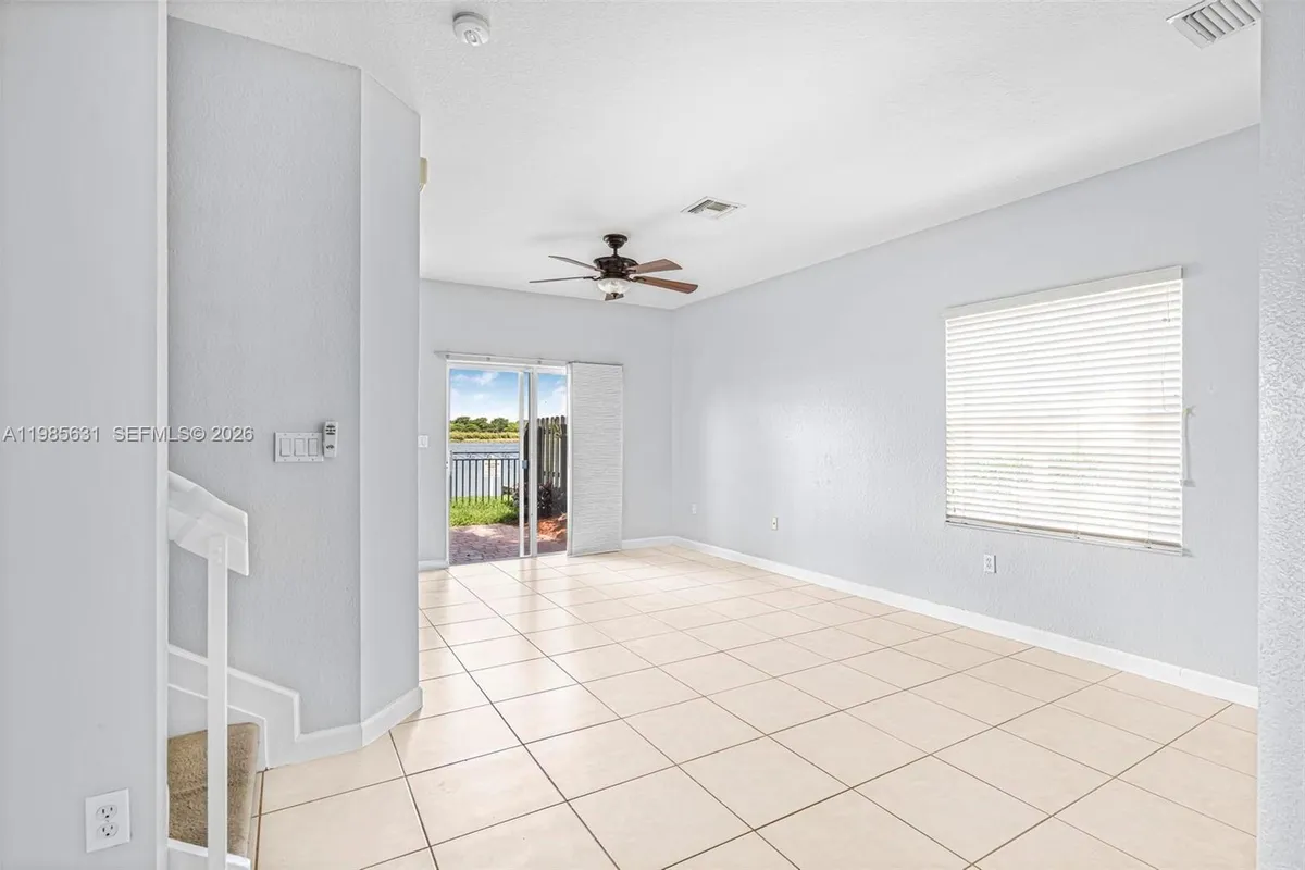 22424 SW 89th Path, Cutler Bay FL 33190