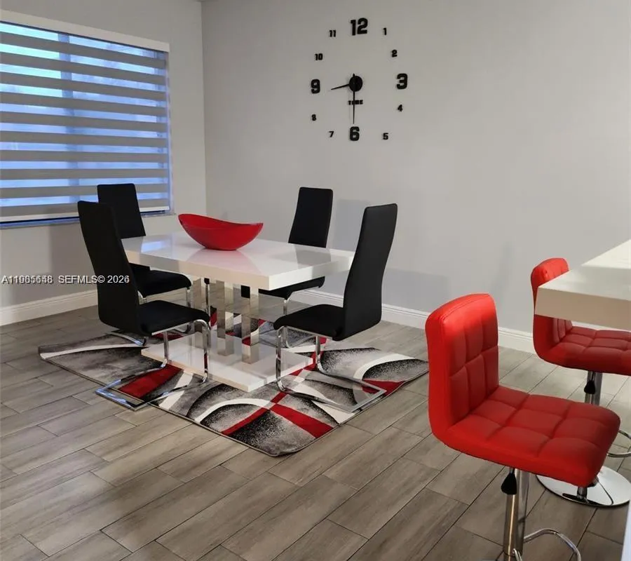 2712 NW 7th Ct, Fort Lauderdale FL 33311