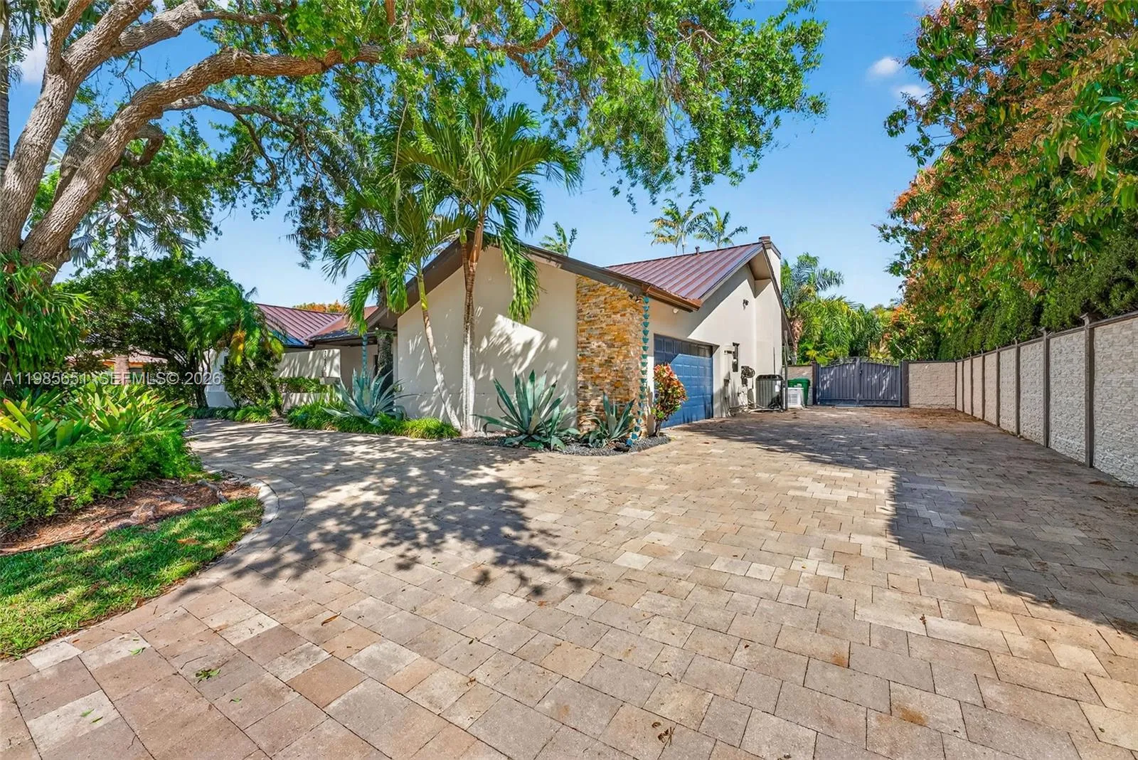 8263 SW 160th St, Palmetto Bay FL 33157