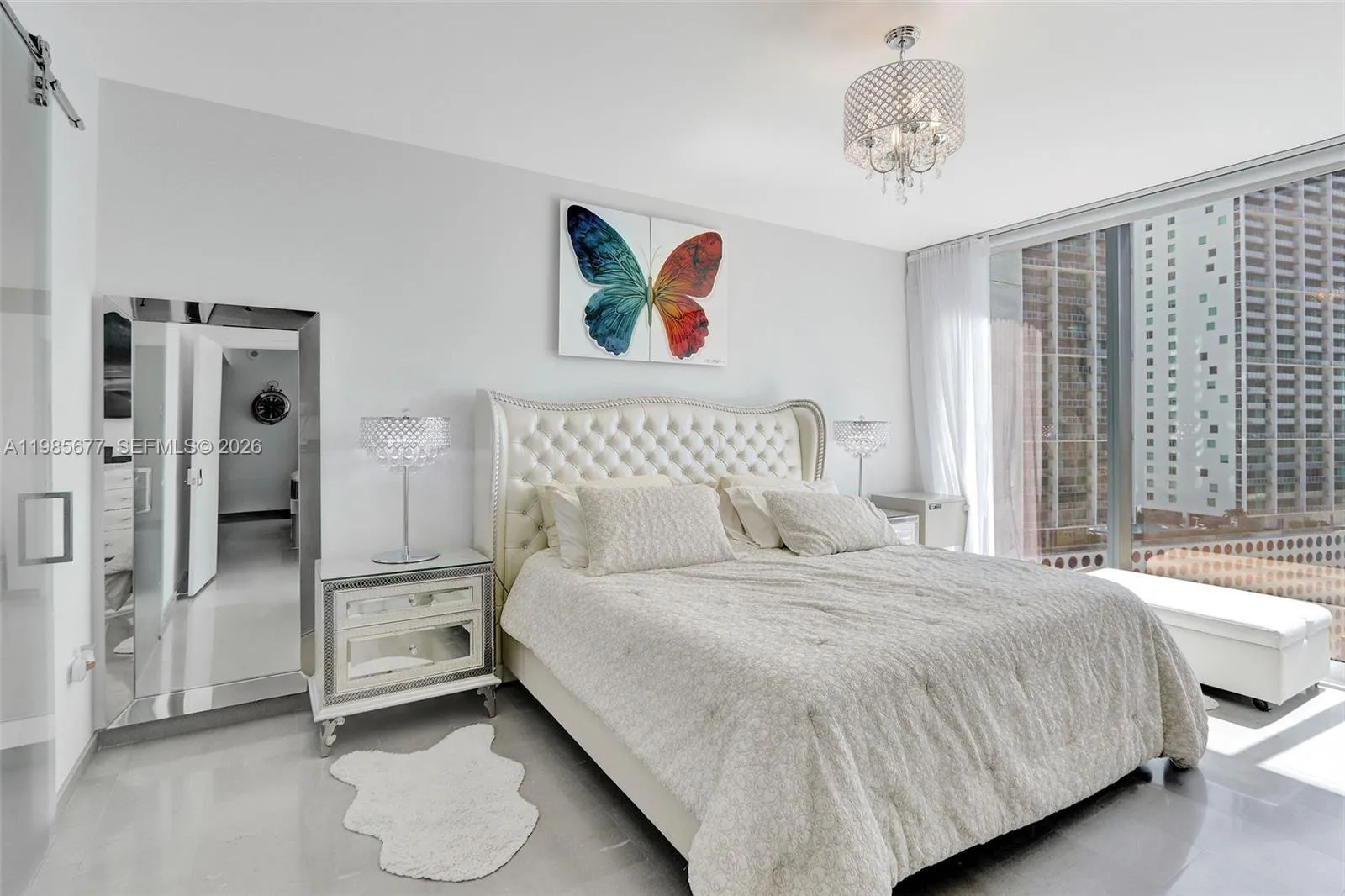 68 SE 6th St. # 1203, Miami FL 33131