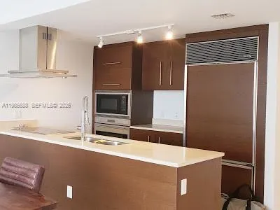 495 Brickell Ave # 3809, Miami FL 33131