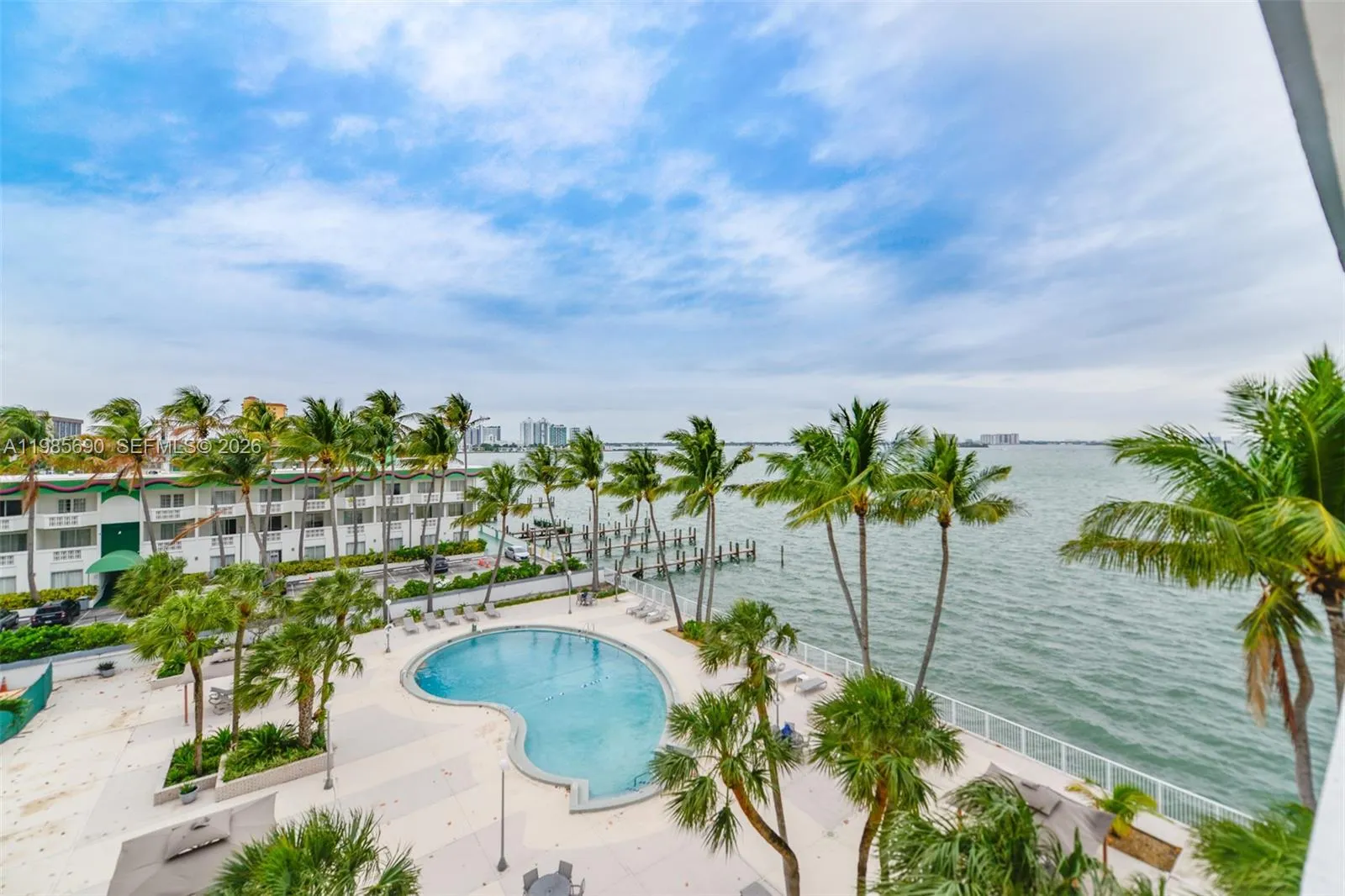 1865 N 79th St Cswy # 5H, North Bay Village FL 33141