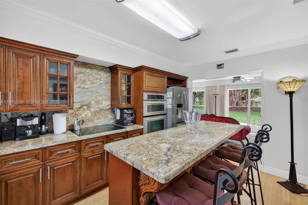 6020 Almond Ter, Plantation FL 33317