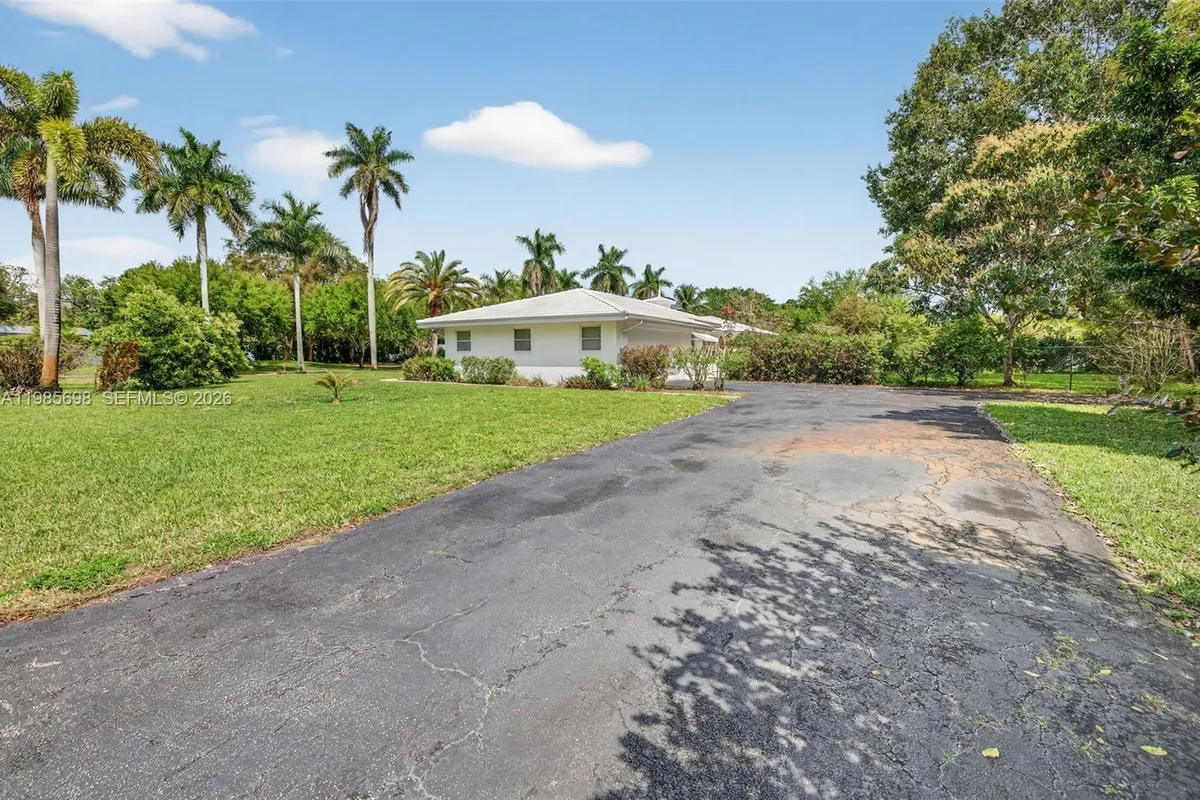 6020 Almond Ter, Plantation FL 33317