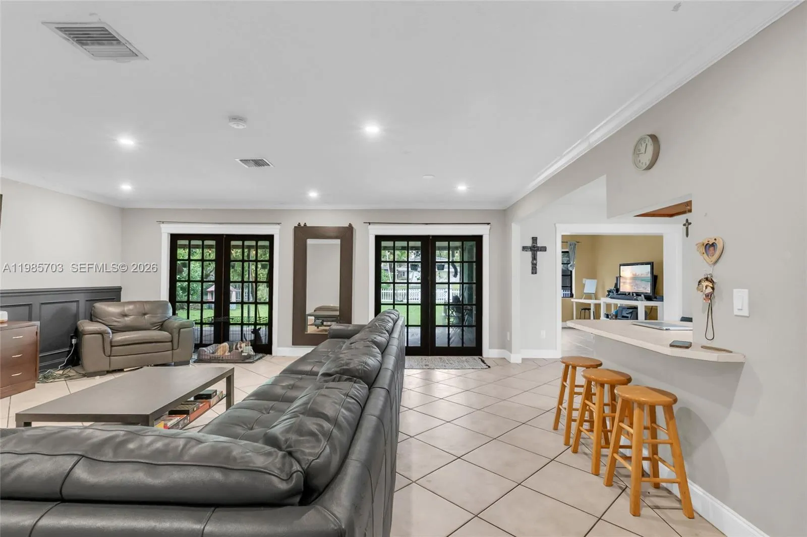 19030 Bel Aire Dr, Cutler Bay FL 33157