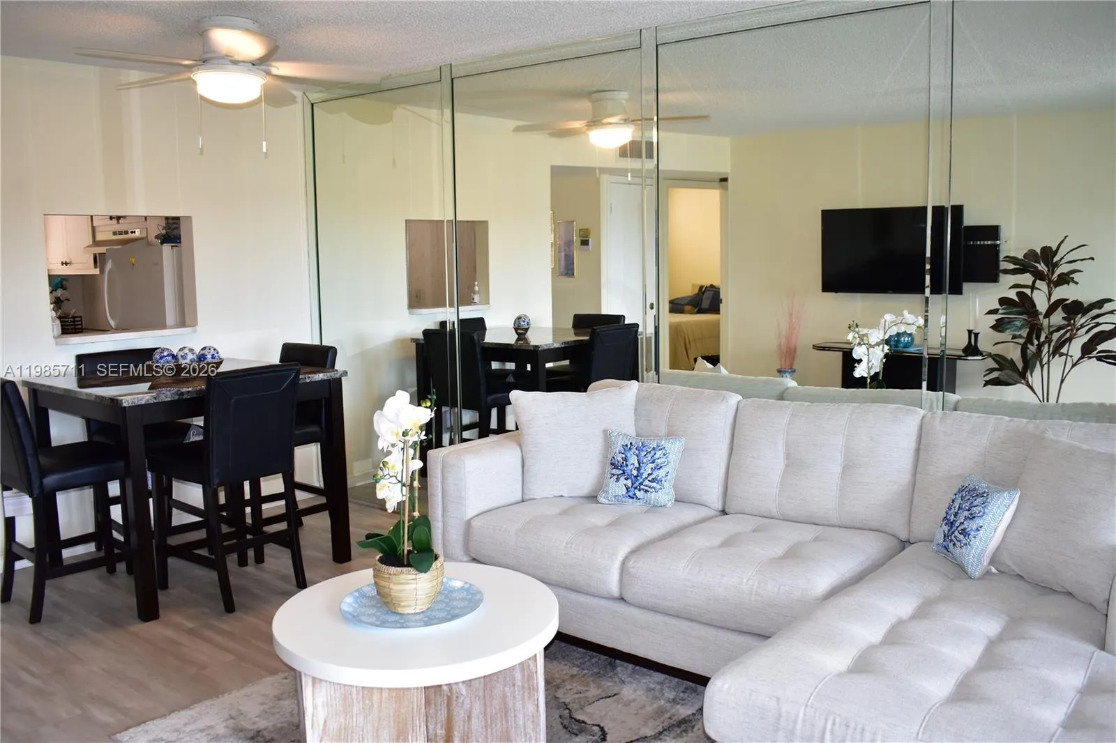 9621 Sunrise Lakes Blvd # 302, Sunrise FL 33322