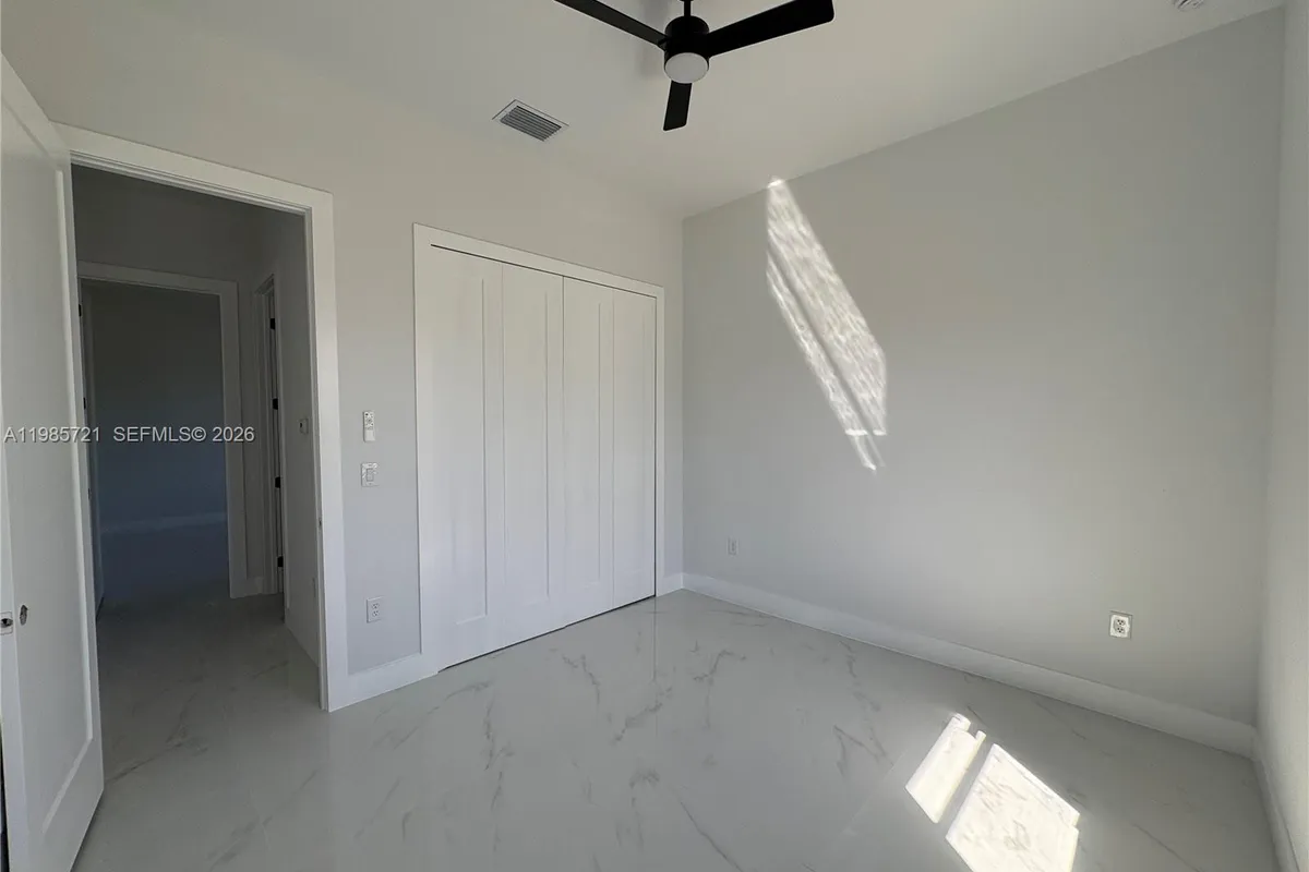 6186 N Everglades blvd, Naples FL 34120