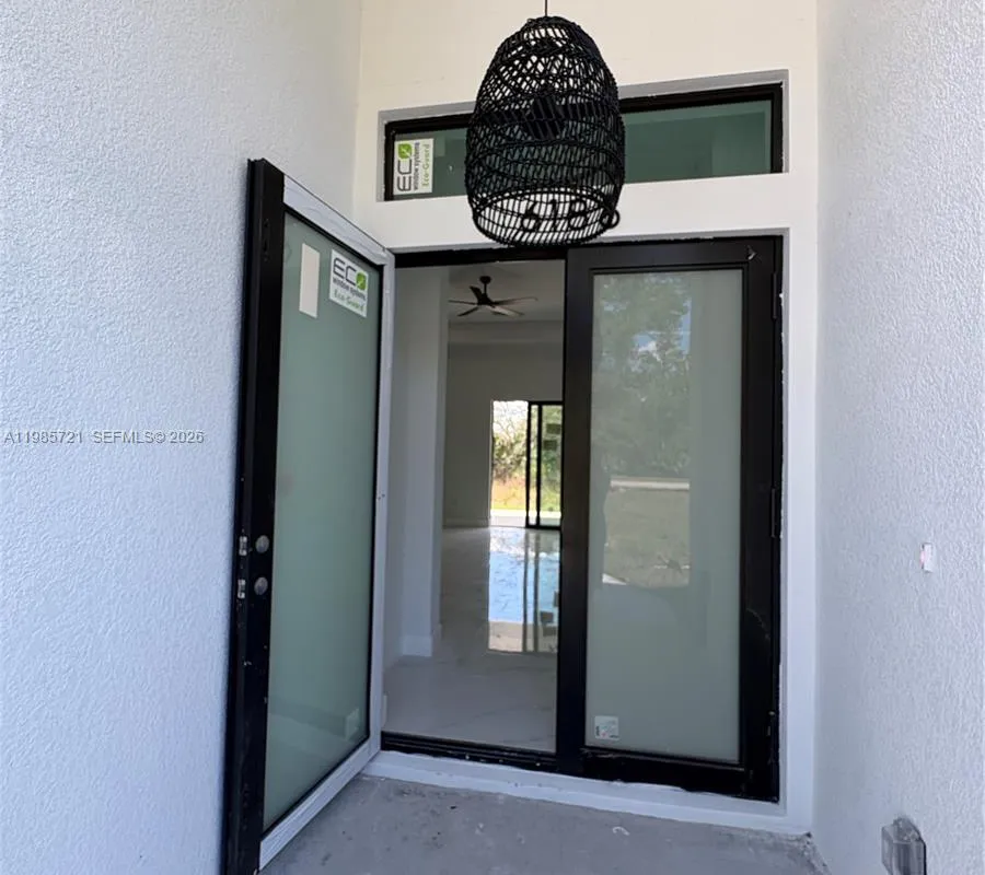 6186 N Everglades blvd, Naples FL 34120