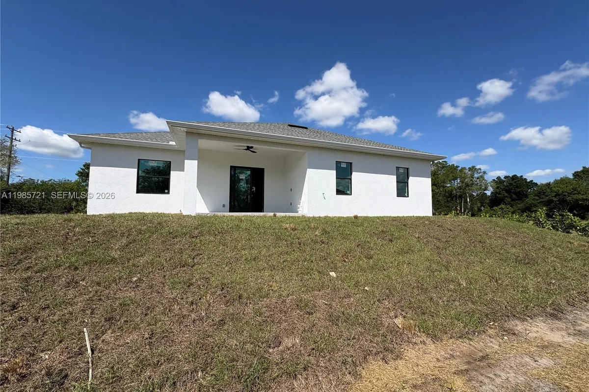 6186 N Everglades blvd, Naples FL 34120