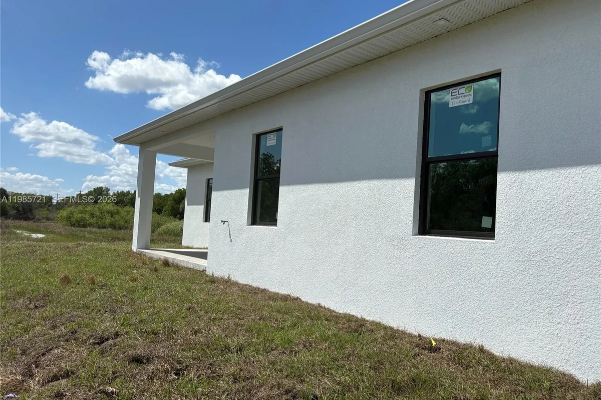 6186 N Everglades blvd, Naples FL 34120