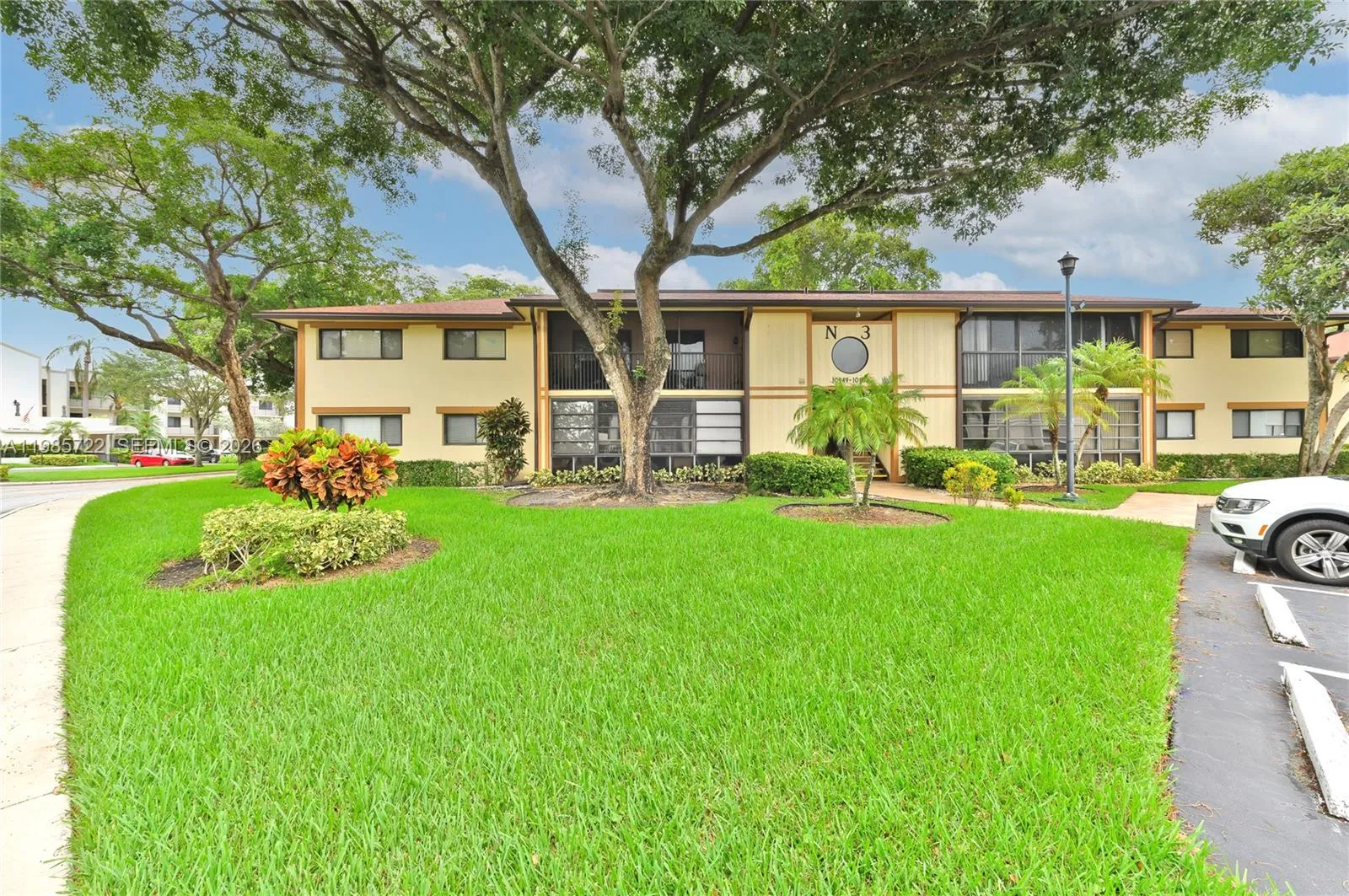 10959 W Clairmont Cir # 211, Tamarac FL 33321