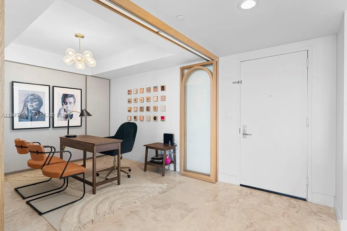 50 Biscayne Blvd # 1708, Miami FL 33132