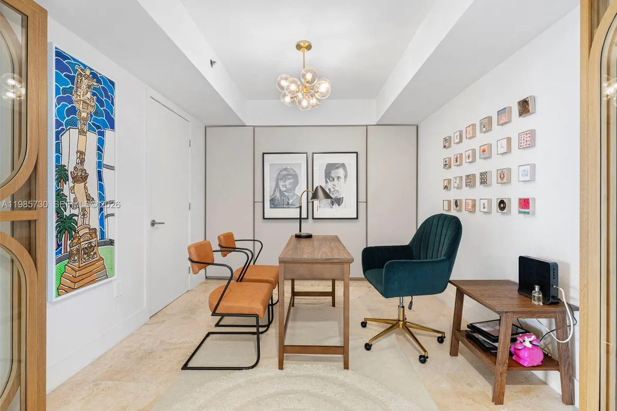 50 Biscayne Blvd # 1708, Miami FL 33132