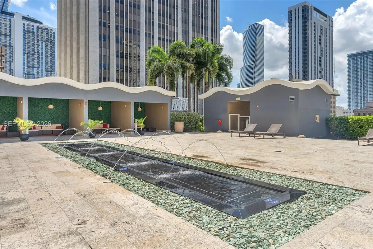 50 Biscayne Blvd # 1708, Miami FL 33132