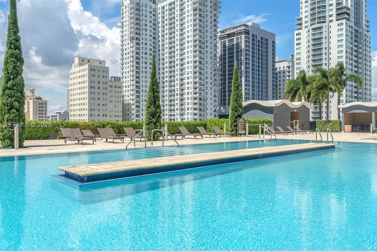 50 Biscayne Blvd # 1708, Miami FL 33132