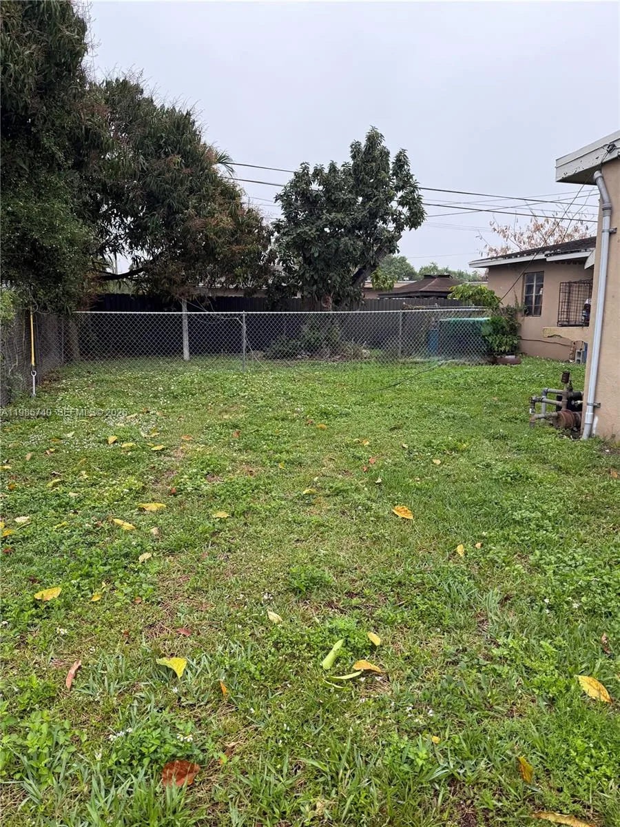 2455 NW 158th St, Miami Gardens FL 33054