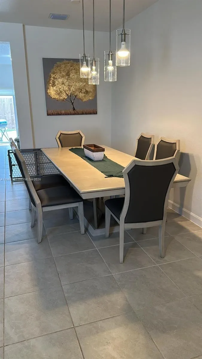 12221 NW 23rd Pl, Miami FL 33167