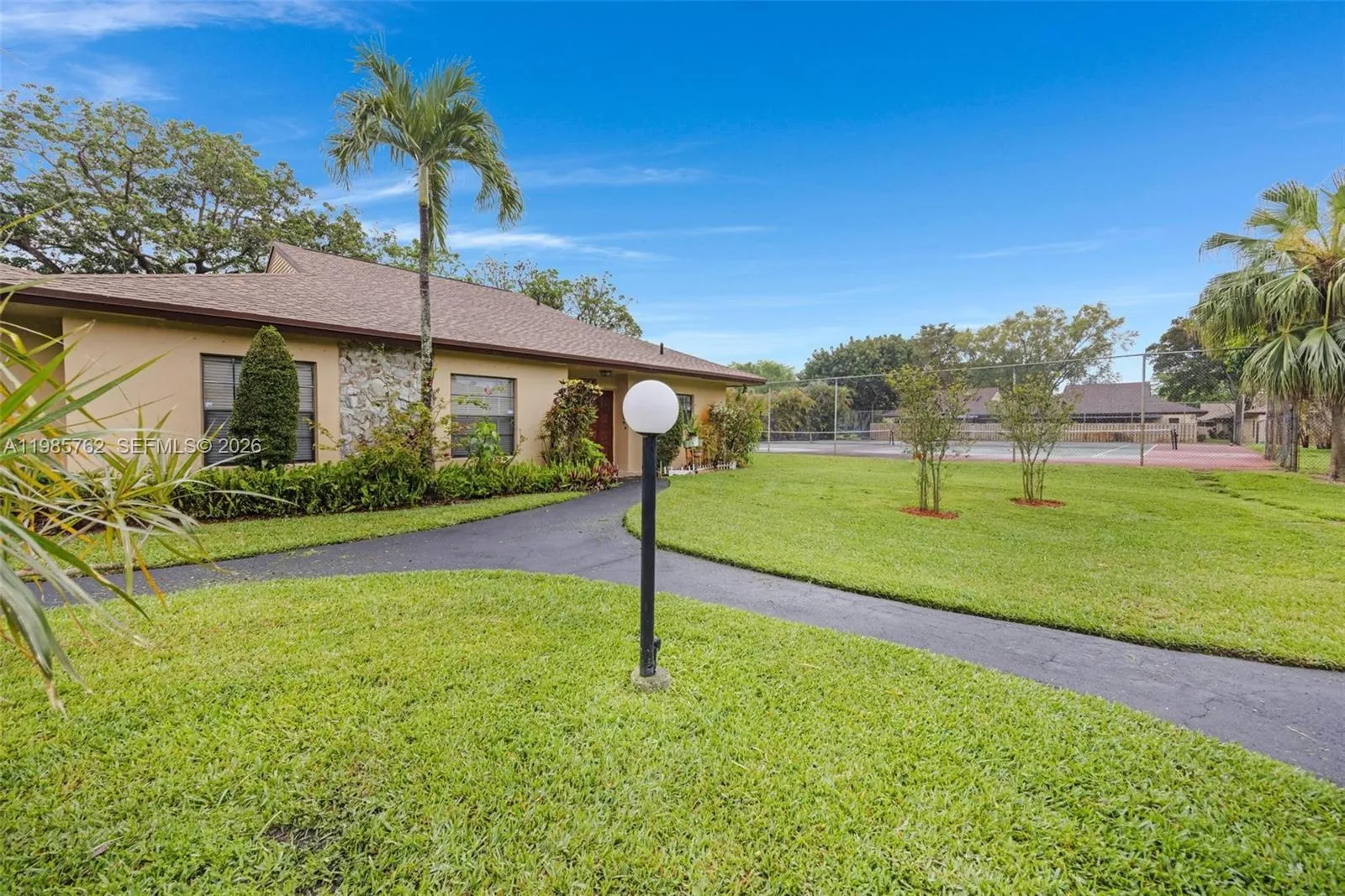 7506 SW 26th Ct # 10, Davie FL 33314