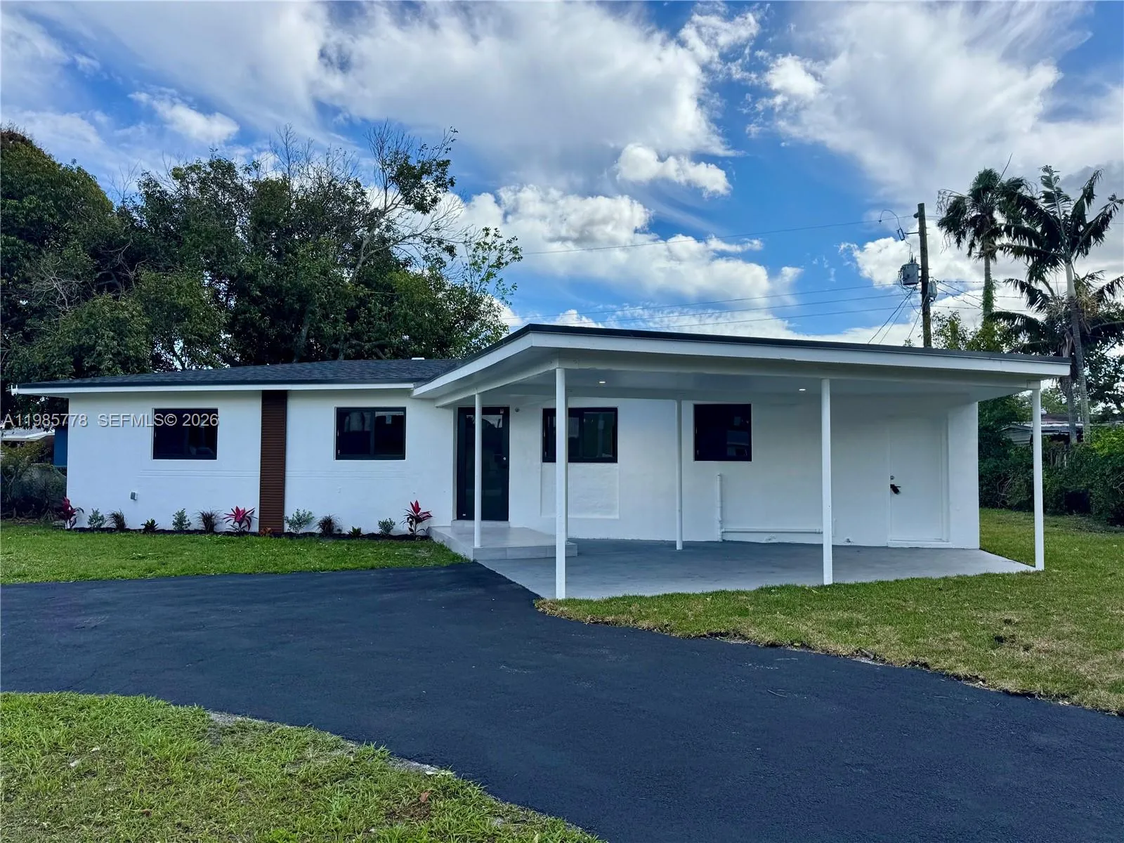 3810 NW 173rd Ter, Miami Gardens FL 33055