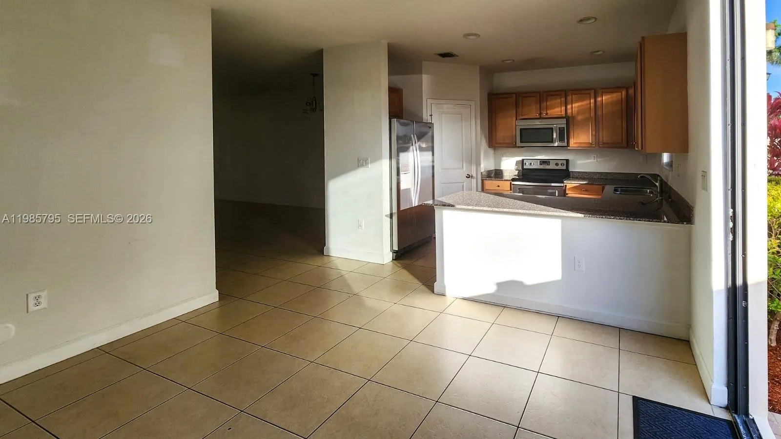 470 NE 194th Ter # 470, Miami FL 33179