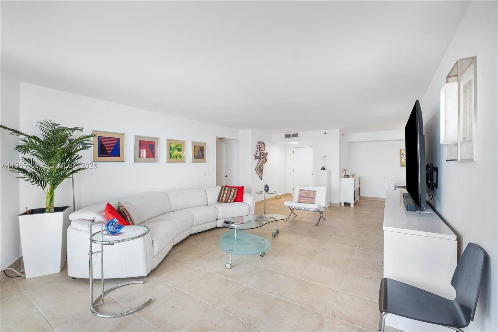 4000 Towerside Ter # 1102, Miami FL 33138