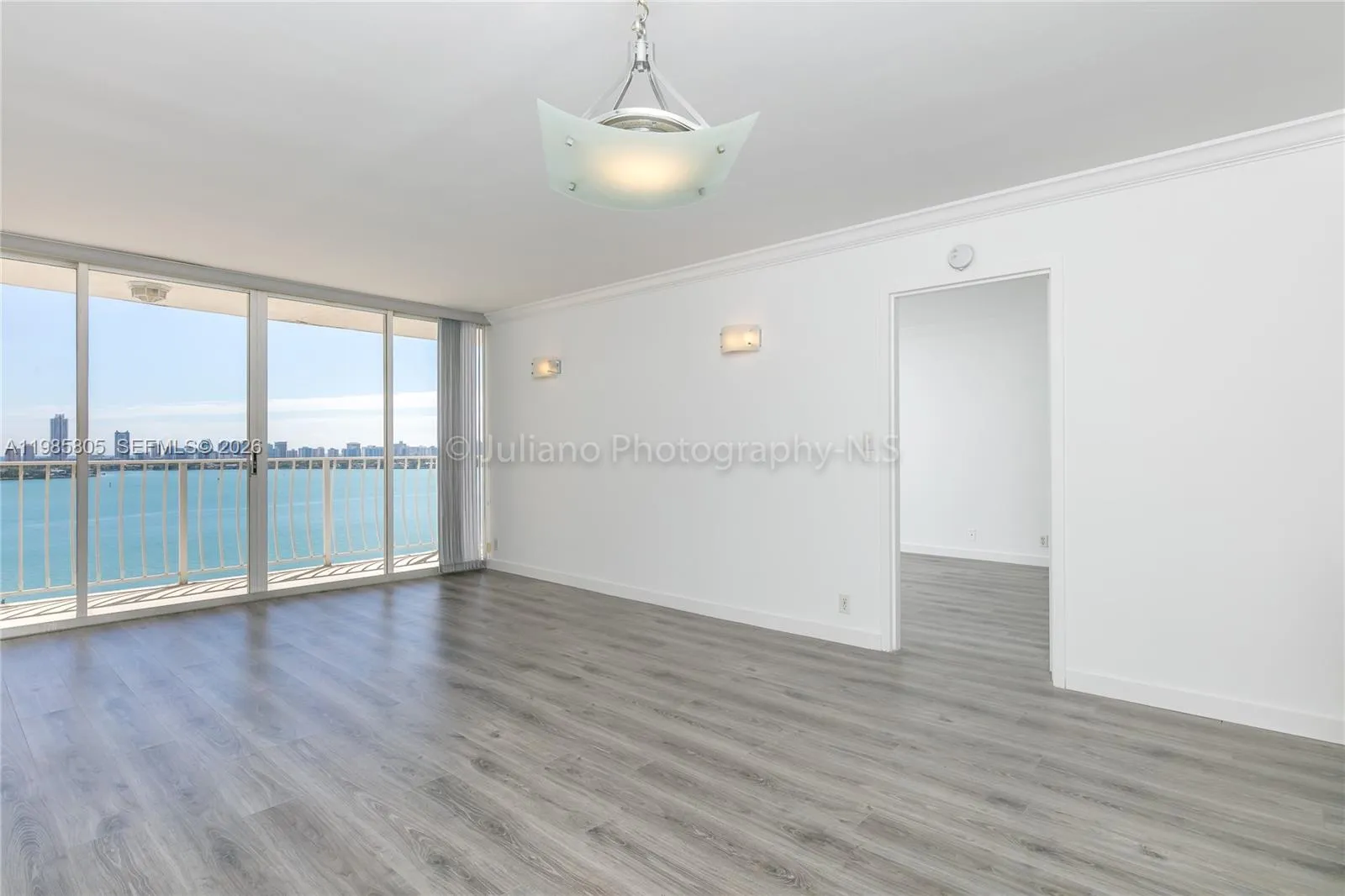 7601 E Treasure Dr # 1509, North Bay Village FL 33141