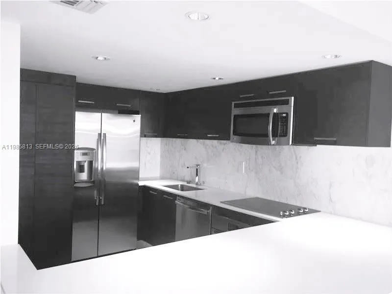 1901 Brickell Ave # B1804, Miami FL 33129