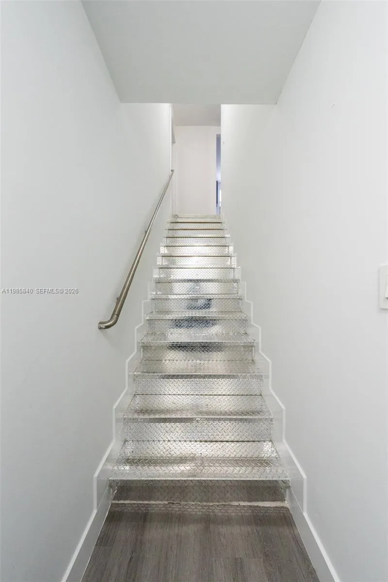 618 NE 21st Ave # 2, Homestead FL 33033