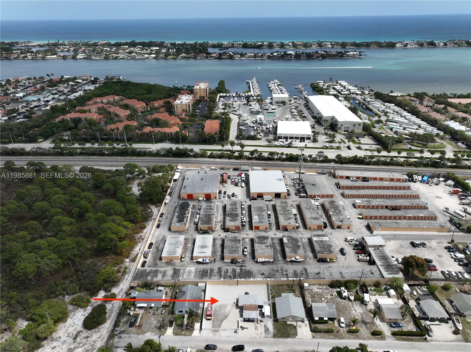 7772 Loomis St, Hypoluxo FL 33462