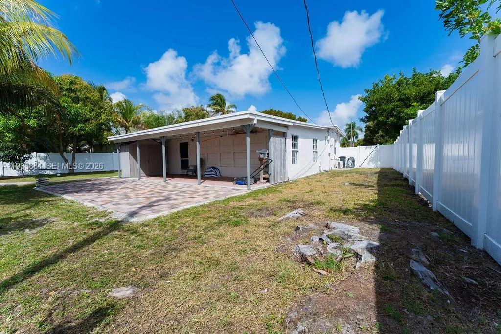 1474 NE 48th Ct, Pompano Beach FL 33064