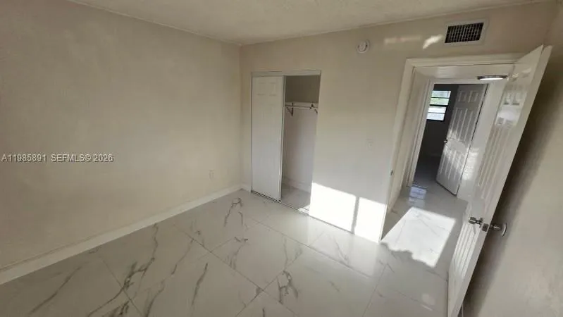 208 Avondale Dr # 11, Pompano Beach FL 33060