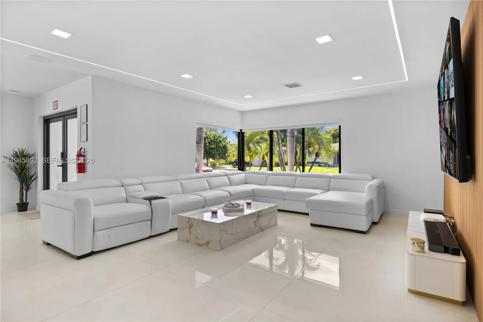 1117 Adams st, Hollywood FL 33019