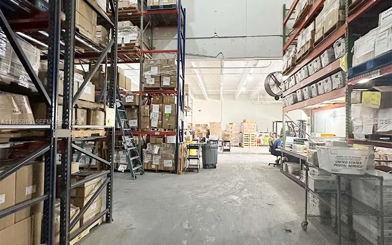 10200 NW 25th St # 113, Doral FL 33172